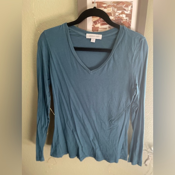 Amour Vert Long Sleeved T - Picture 2 of 5